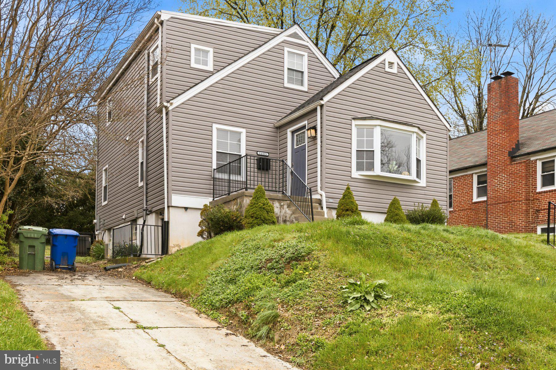 3805 Ridgecroft Road Baltimore, MD 21206 - Photo 31 of 35 a view of a house with a yard