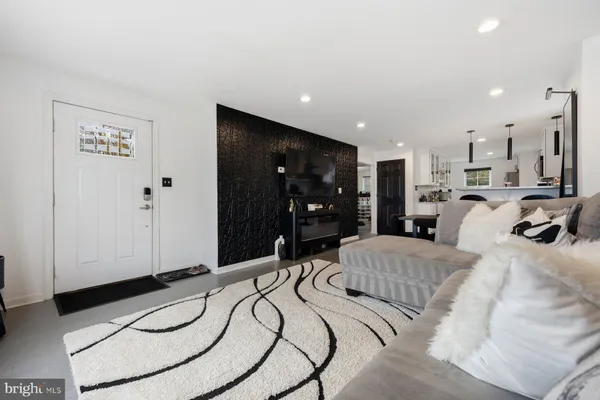 $354,900 | 3805 Ridgecroft Road, Baltimore, MD 21206