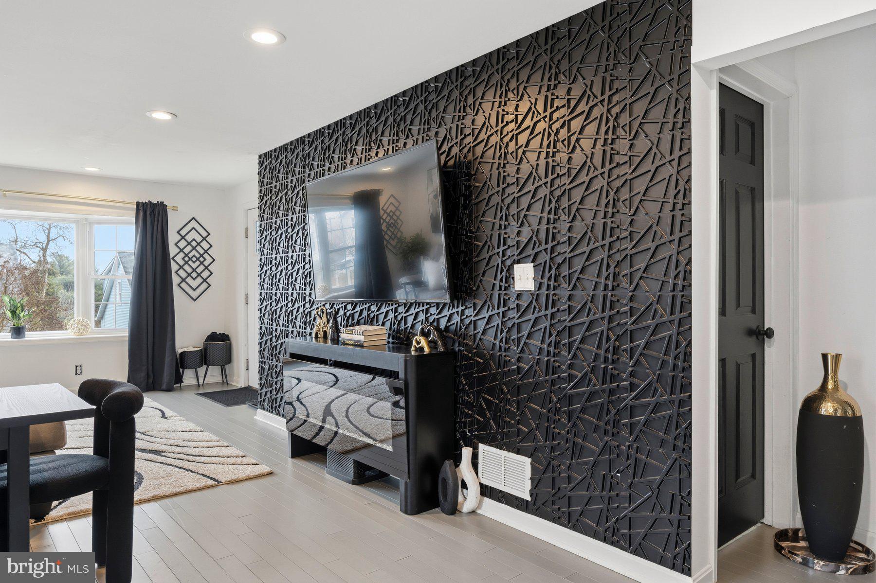 3805 Ridgecroft Road Baltimore, MD 21206 - Photo 8 of 45