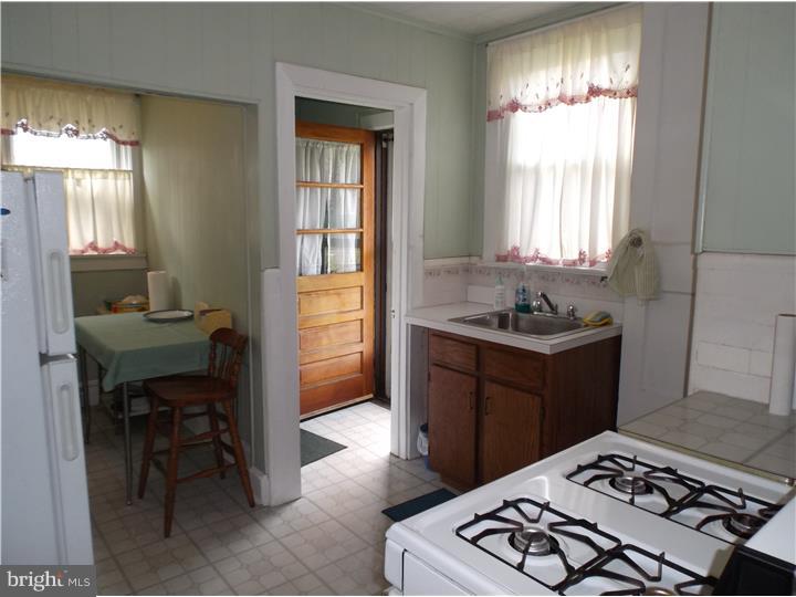 127 East Springfield Road Springfield, PA 19064 - Photo 6 of 22