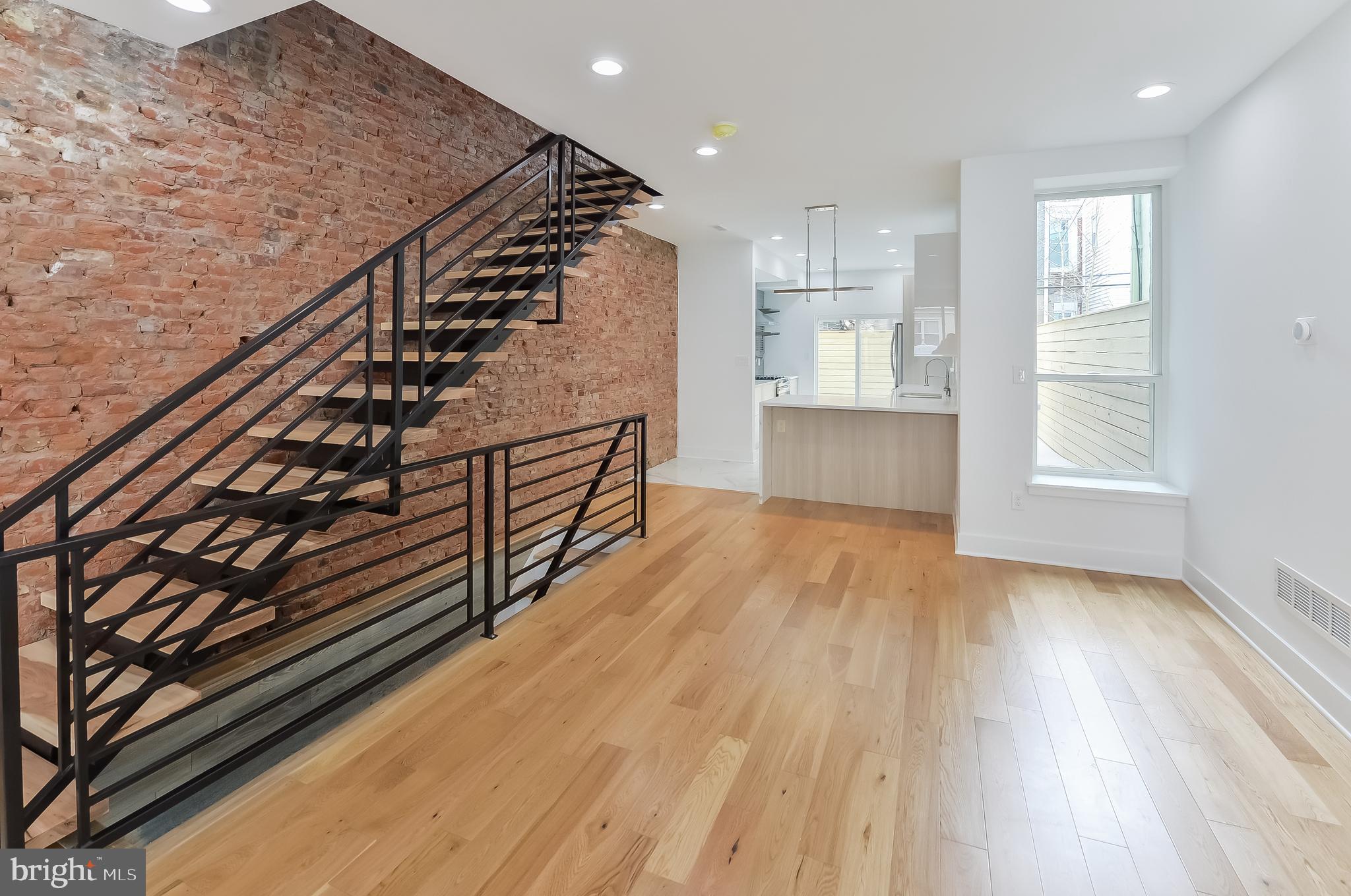 1810 Reed Street Philadelphia, PA 19146 - Photo 4 of 36