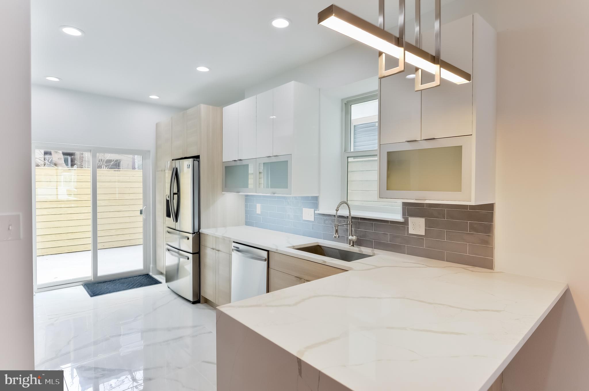 1810 Reed Street Philadelphia, PA 19146 - Photo 7 of 36