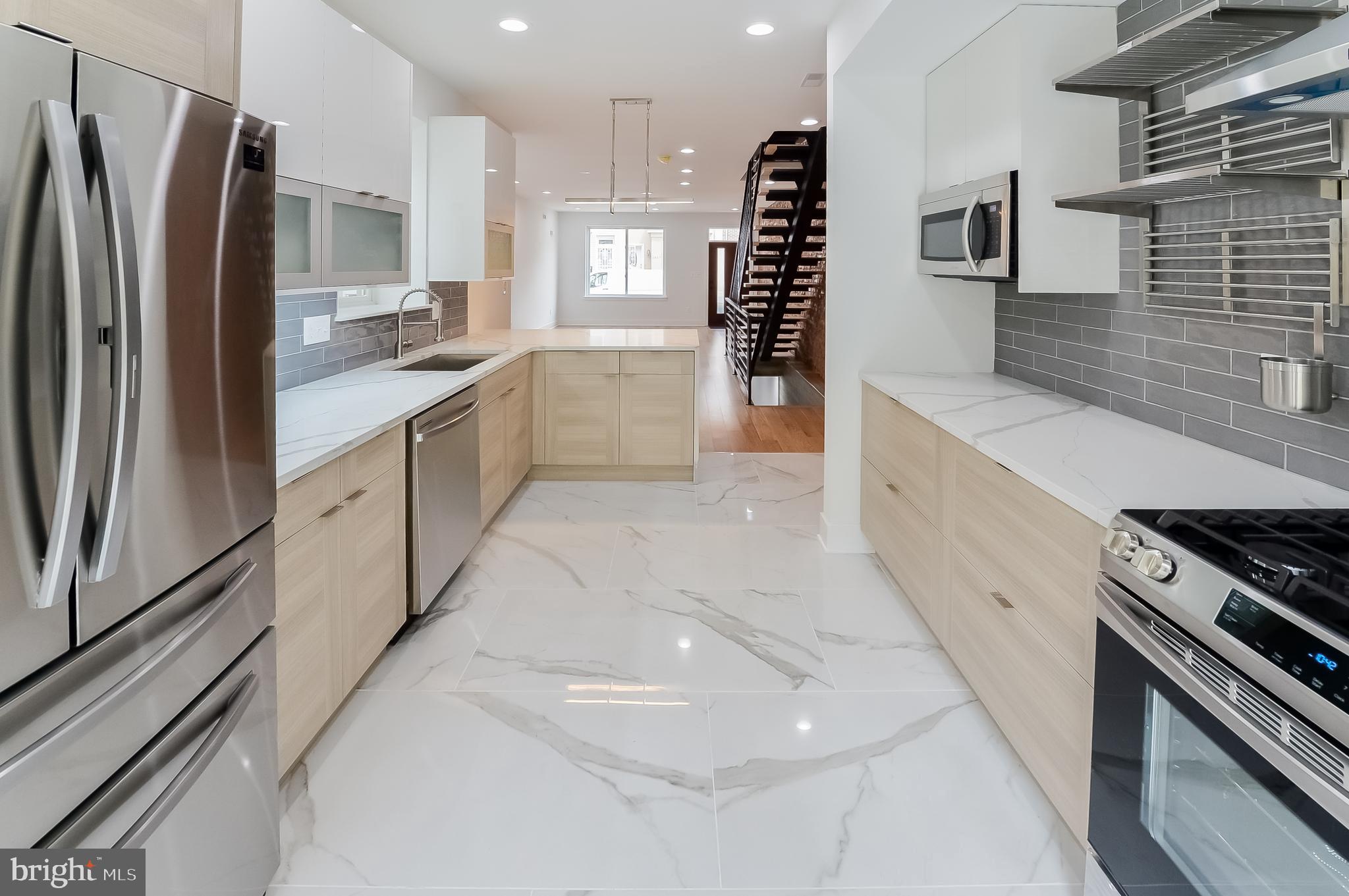1810 Reed Street Philadelphia, PA 19146 - Photo 9 of 36