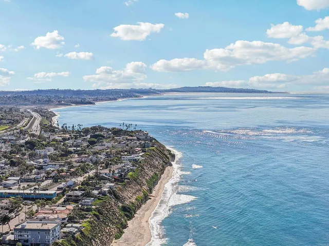 $3,999,999 | 201 4th Street, Unit A/B, Encinitas, CA 92024