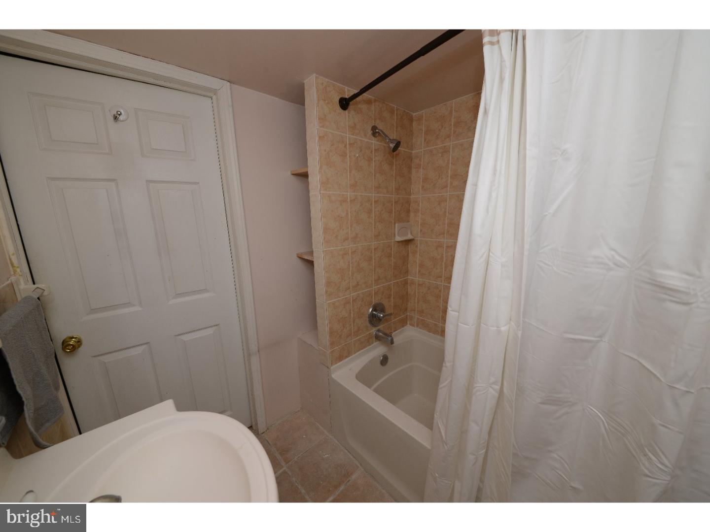 7402 Ruskin Road Philadelphia, PA 19151 - Photo 15 of 21 Gallery Image 15