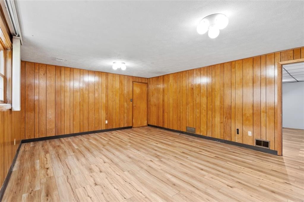 1297 Old Meadow Road Pittsburgh, PA 15241 - Photo 18 of 27 Gallery Image 18