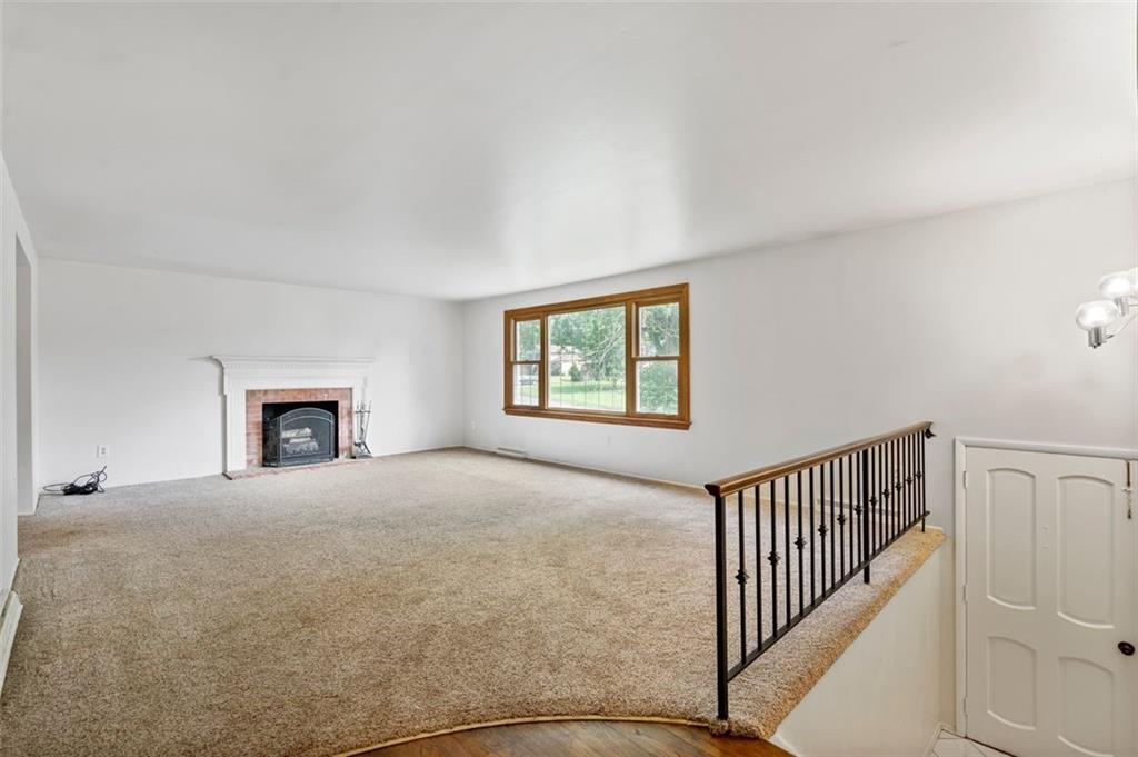 1297 Old Meadow Road Pittsburgh, PA 15241 - Photo 2 of 27 Gallery Image 2