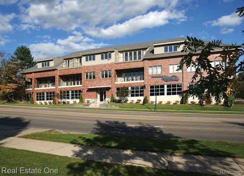 714 North Main Street, Unit 315 Rochester, MI 48307 - Photo 1 of 12 CONDORFRONT