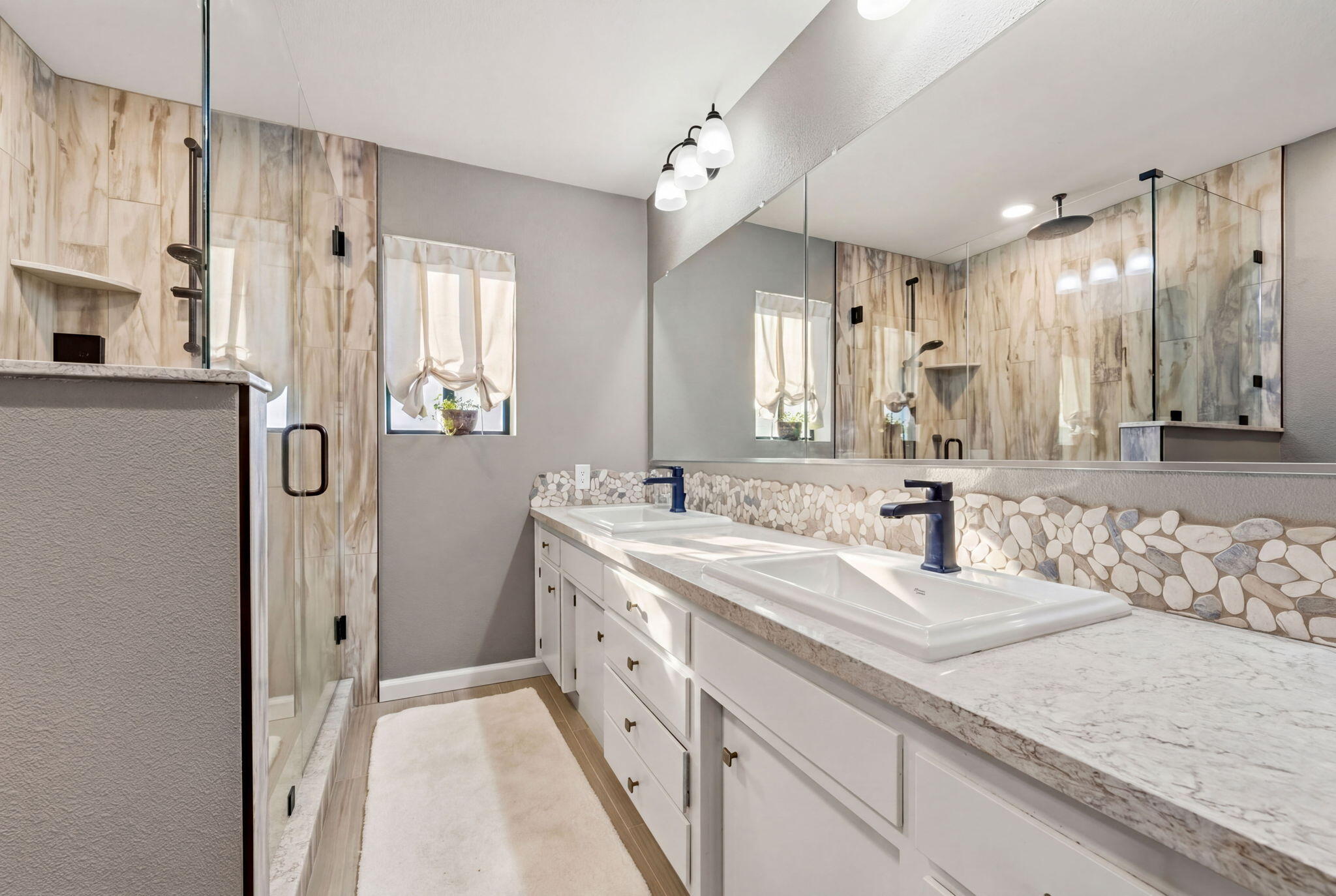 6905 Scotview Lane Anderson, CA 96007 - Photo 14 of 43 19506