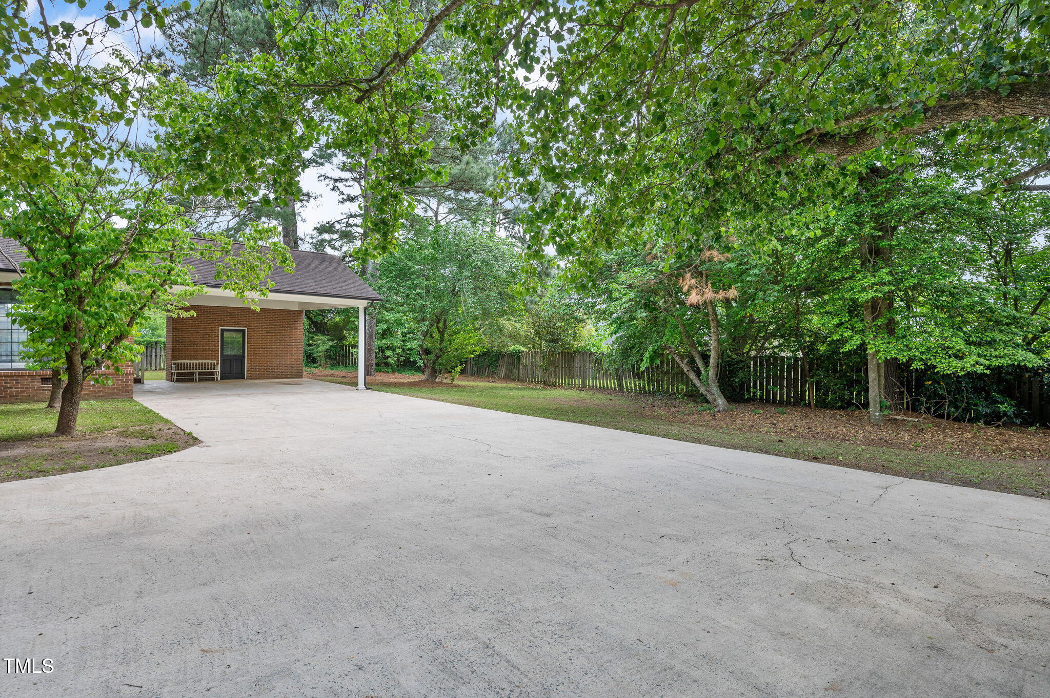 603 Warren Road Erwin, NC 28339 - Photo 35 of 38 driveway 4