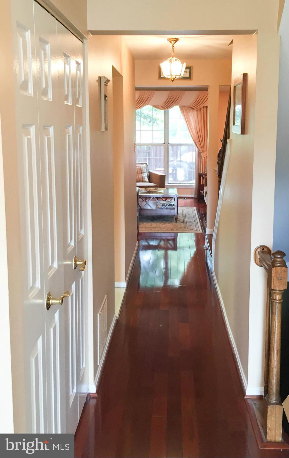14946 Habersham Circle Silver Spring, MD 20906 - Photo 2 of 19 Interior (General)