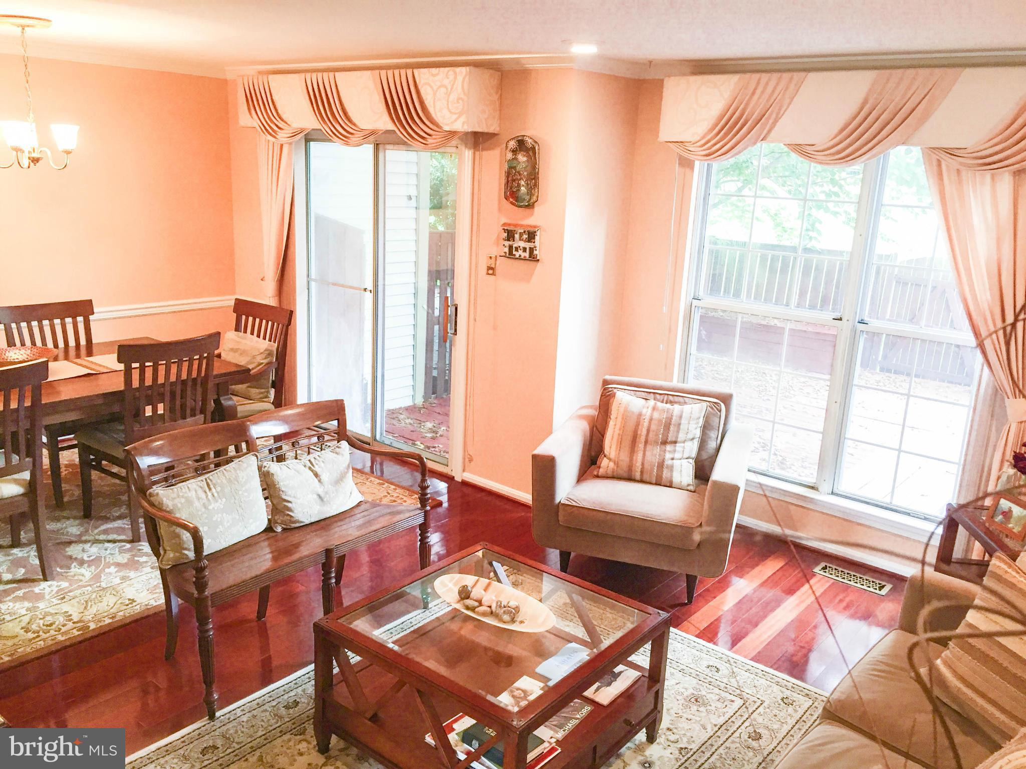 14946 Habersham Circle Silver Spring, MD 20906 - Photo 4 of 19 Living Room