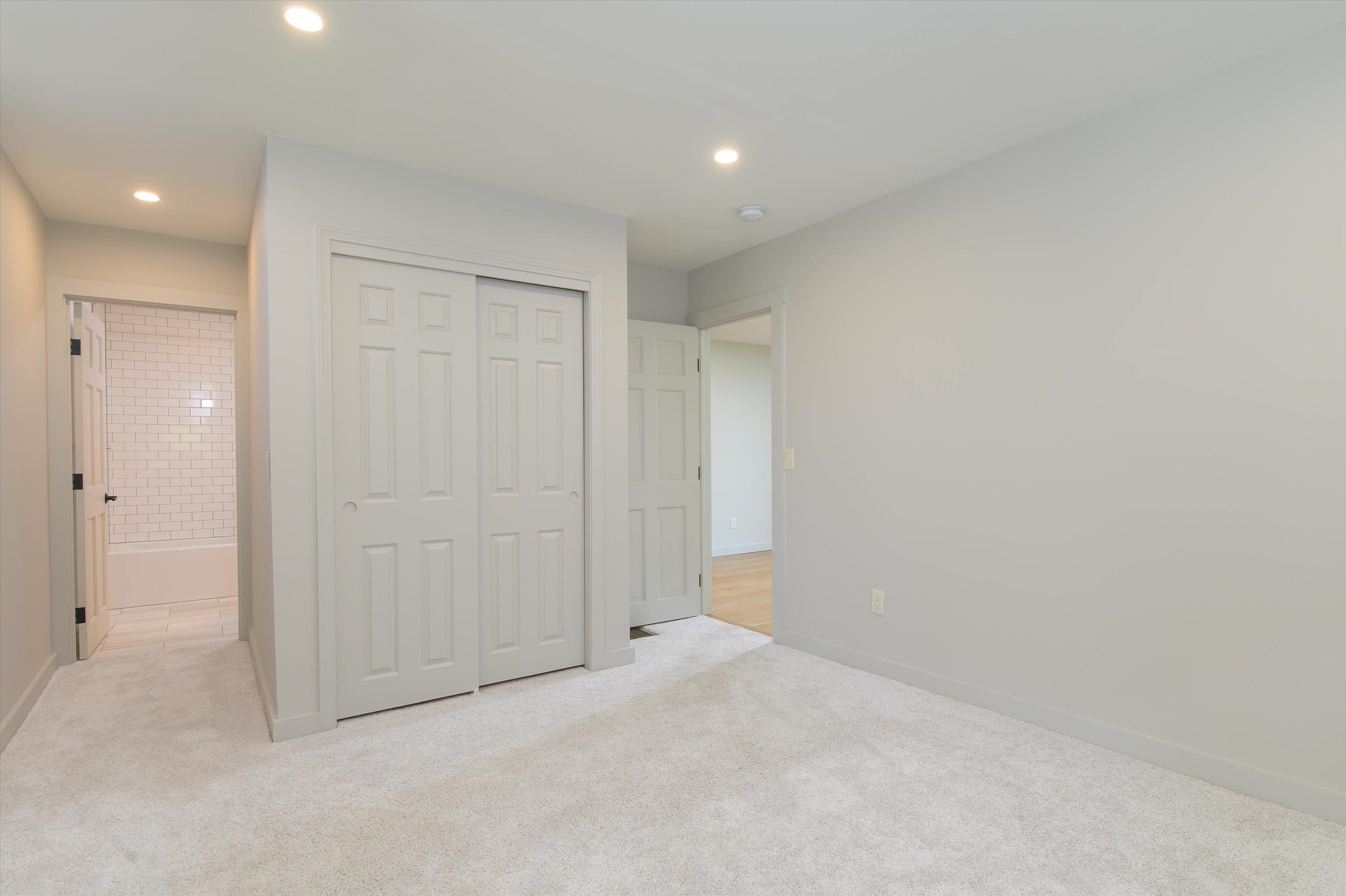 69 High Street Walpole, NH 03608 - Photo 29 of 60