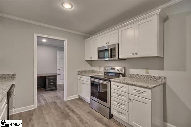 801 West Georgia Road Simpsonville, SC 29680 - Photo 3 of 11