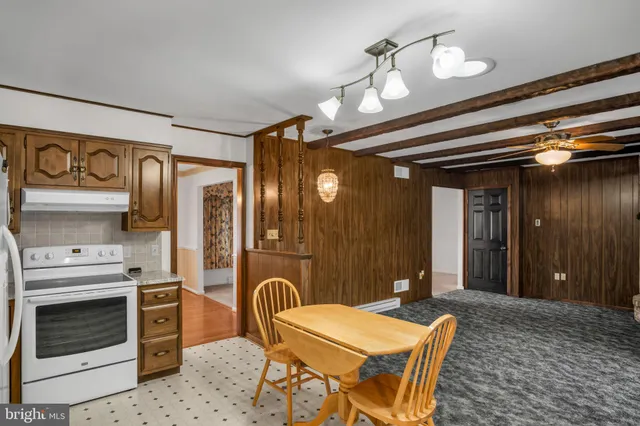 $489,900 | 705 Sutton Drive, Carlisle, PA 17013