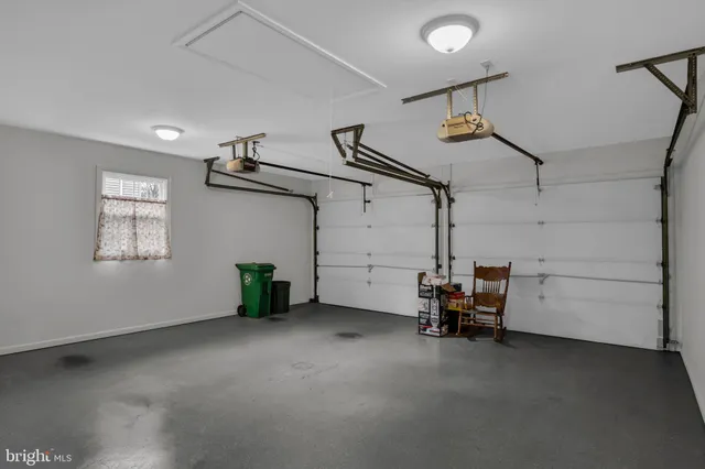 $489,900 | 705 Sutton Drive, Carlisle, PA 17013