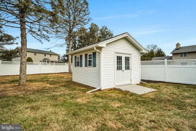 $489,900 | 705 Sutton Drive, Carlisle, PA 17013