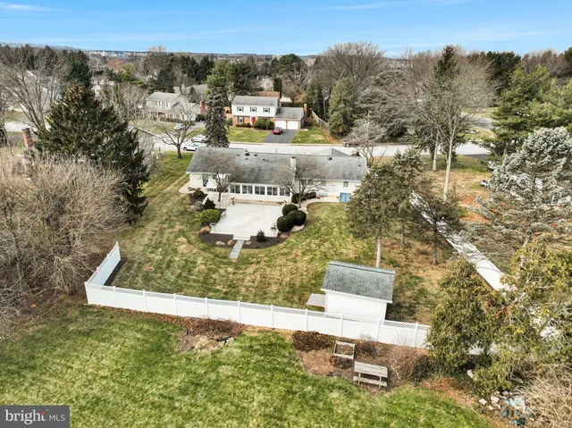 $489,900 | 705 Sutton Drive, Carlisle, PA 17013