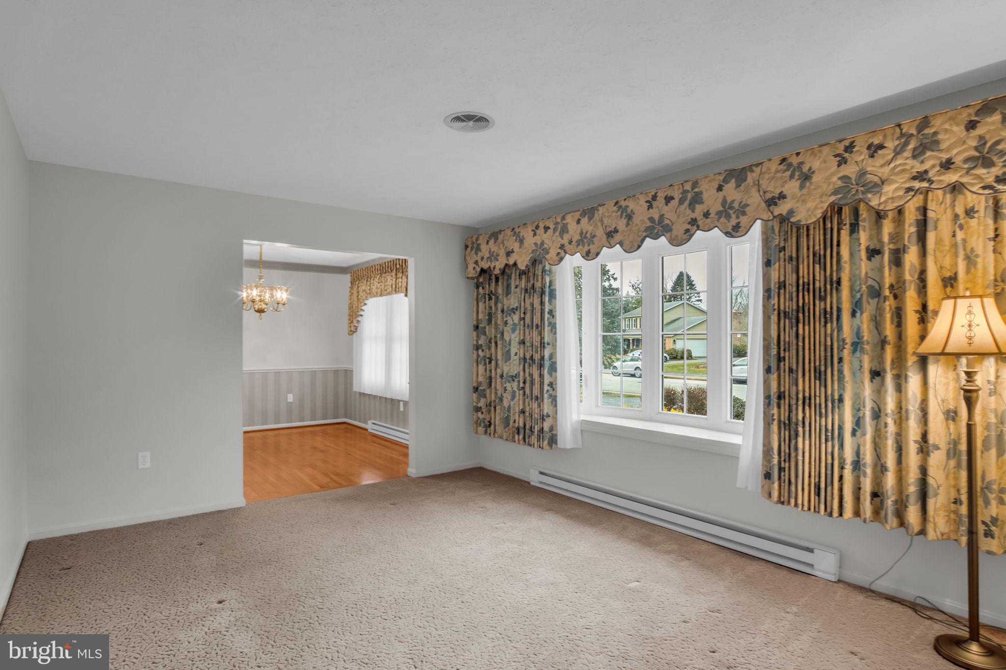 705 Sutton Drive Carlisle, PA 17013 - Photo 7 of 62