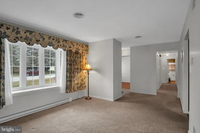 $489,900 | 705 Sutton Drive, Carlisle, PA 17013