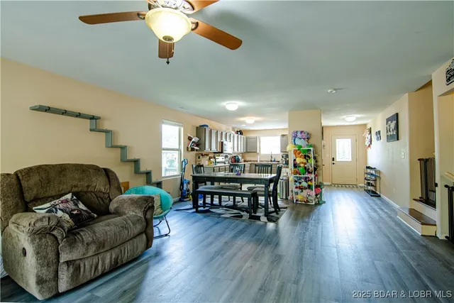 $299,900 | 135 Primrose Lane, Camdenton, MO 65020