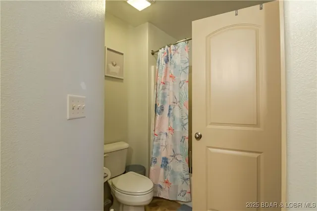 $299,900 | 135 Primrose Lane, Camdenton, MO 65020