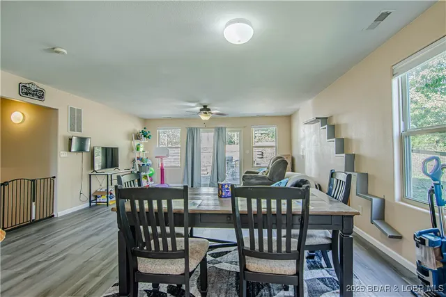 $299,900 | 135 Primrose Lane, Camdenton, MO 65020