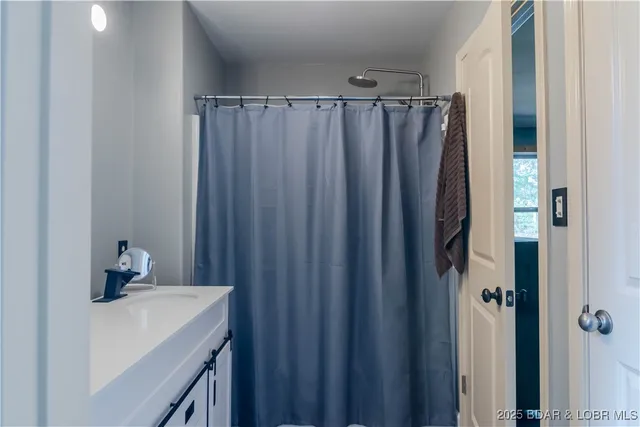 $299,900 | 135 Primrose Lane, Camdenton, MO 65020