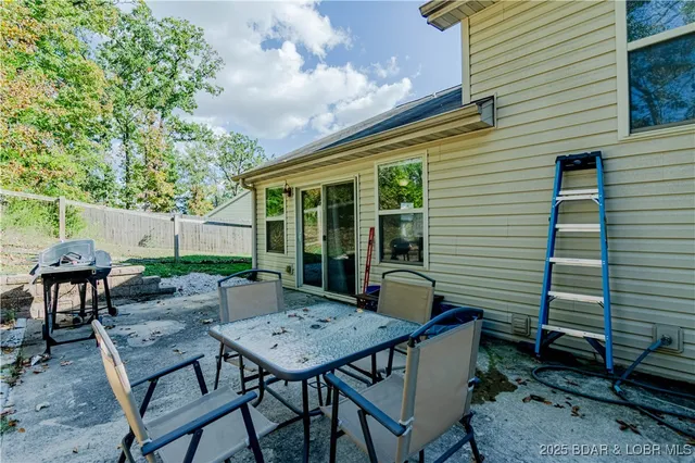 $299,900 | 135 Primrose Lane, Camdenton, MO 65020