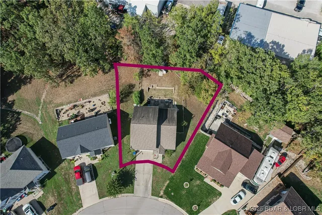 $299,900 | 135 Primrose Lane, Camdenton, MO 65020