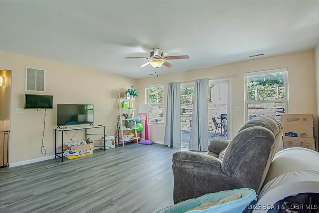 $299,900 | 135 Primrose Lane, Camdenton, MO 65020