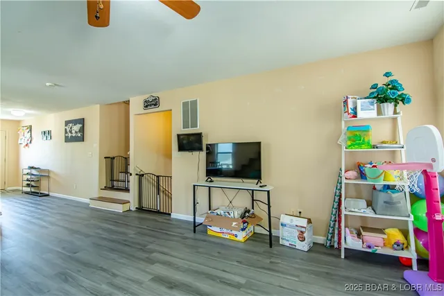 $299,900 | 135 Primrose Lane, Camdenton, MO 65020