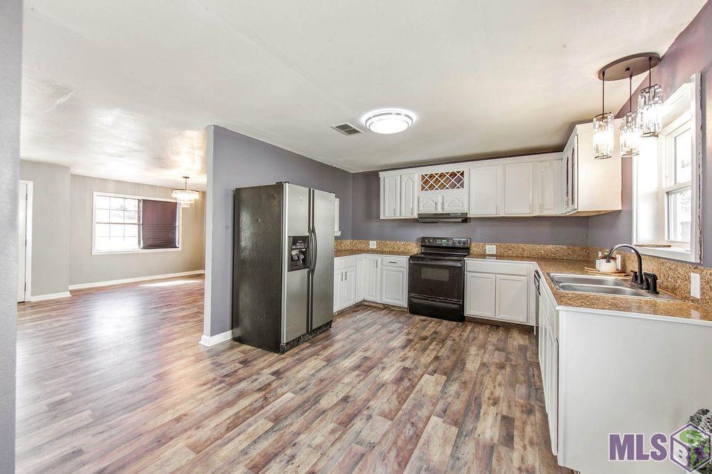 300 Philosopher Street Napoleonville, LA 70390 - Photo 3 of 12