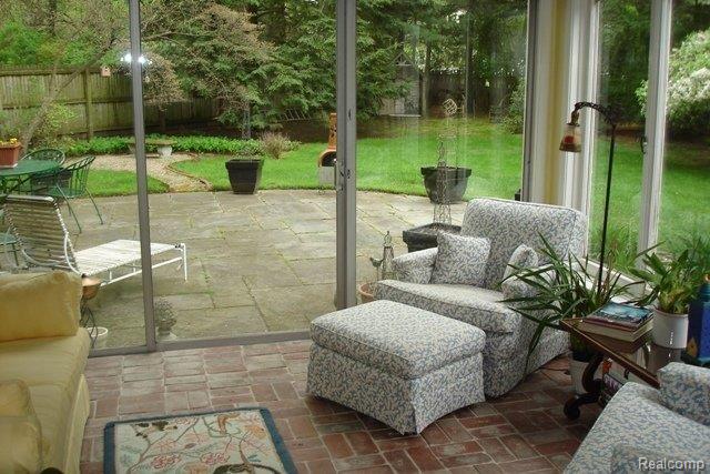 223 Stephens Road Grosse Pointe, MI 48236 - Photo 6 of 11 Garden Room
