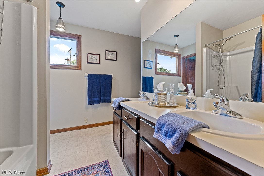 4207 Stratford Road Youngstown, OH 44512 - Photo 24 of 36 Gallery Image 24