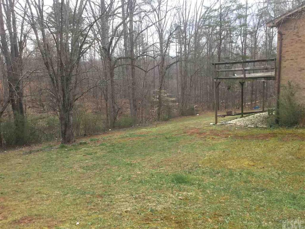 1334 Sain Road Hickory, NC 28602 - Photo 17 of 22 Gallery Image 17
