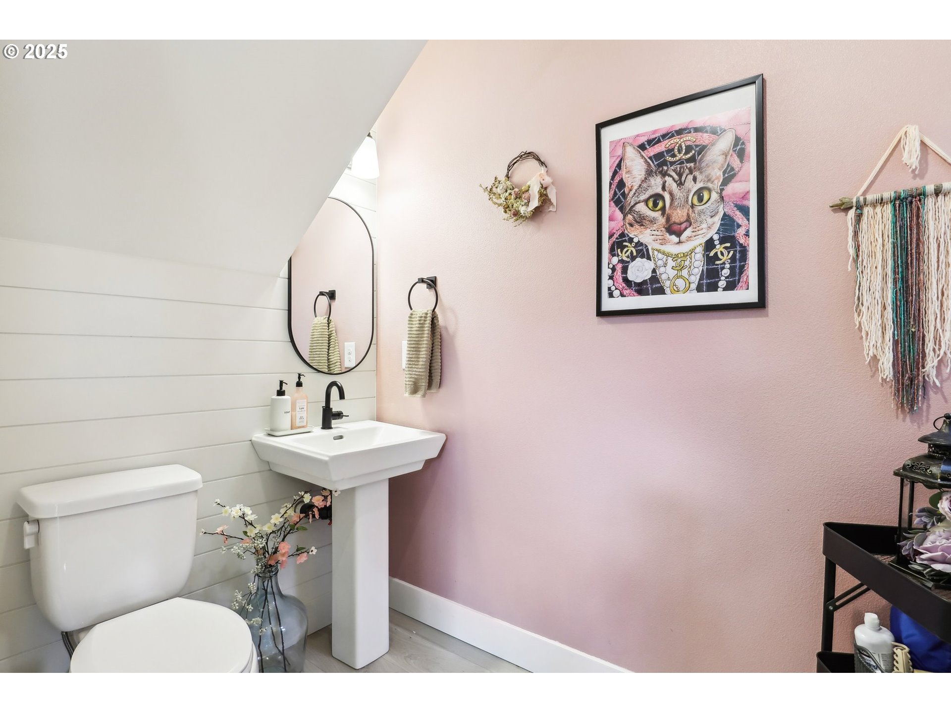 5127 Southeast Duke Street Portland, OR 97206 - Photo 18 of 35 Gallery Image 18