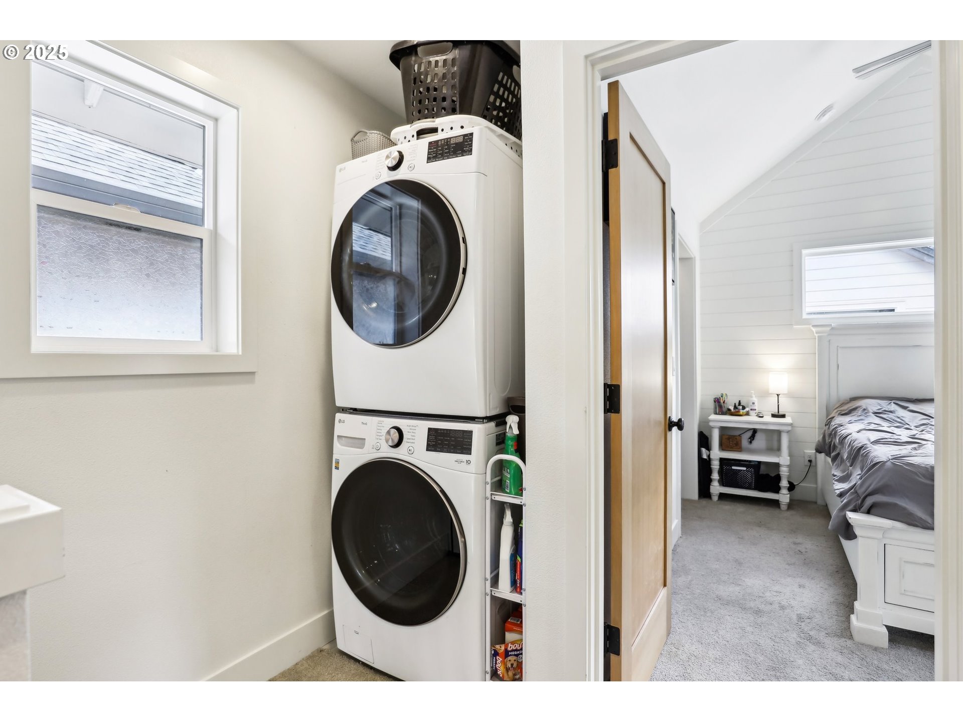 5127 Southeast Duke Street Portland, OR 97206 - Photo 23 of 35 Gallery Image 23
