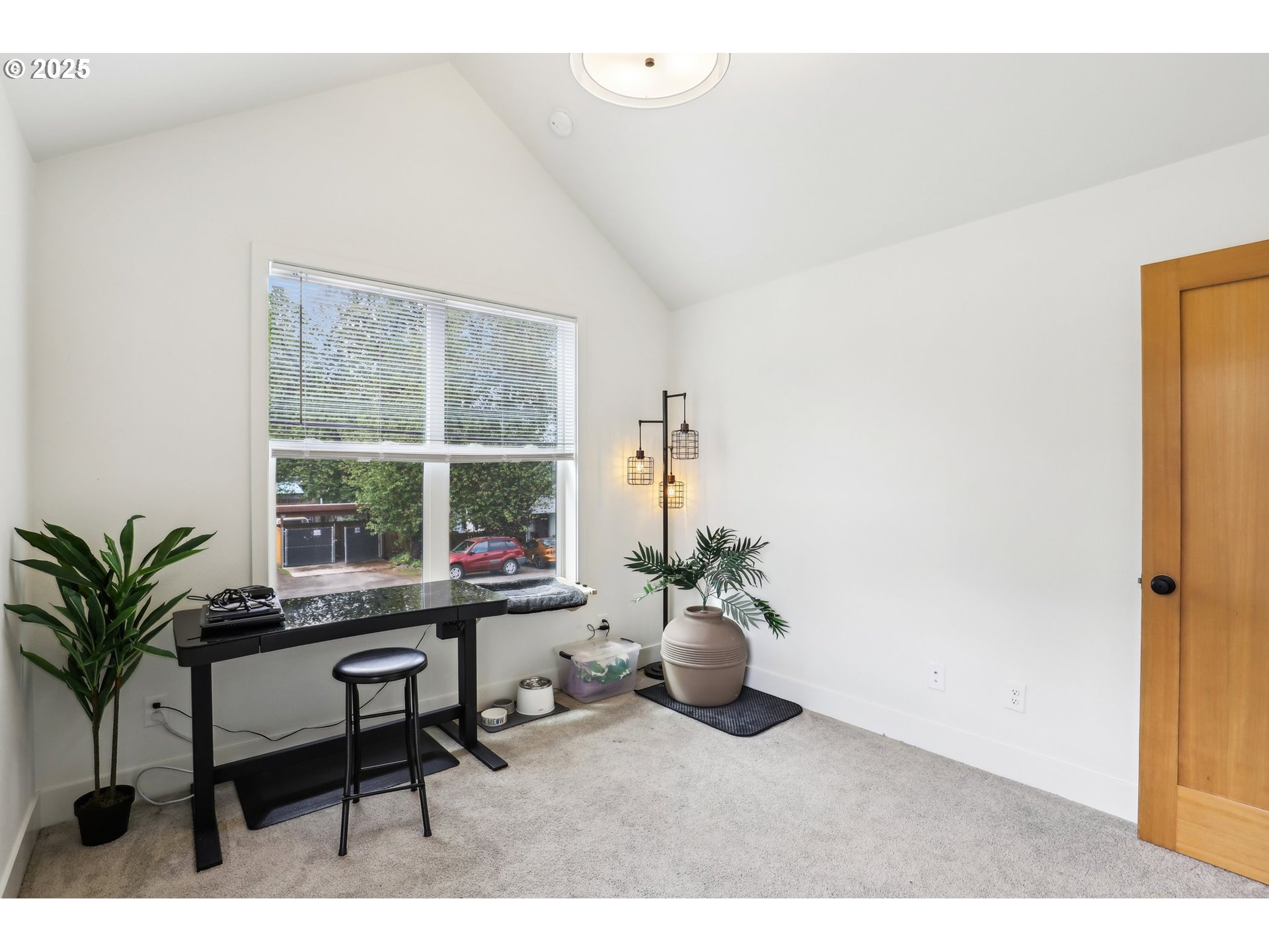 5127 Southeast Duke Street Portland, OR 97206 - Photo 28 of 35 Gallery Image 28