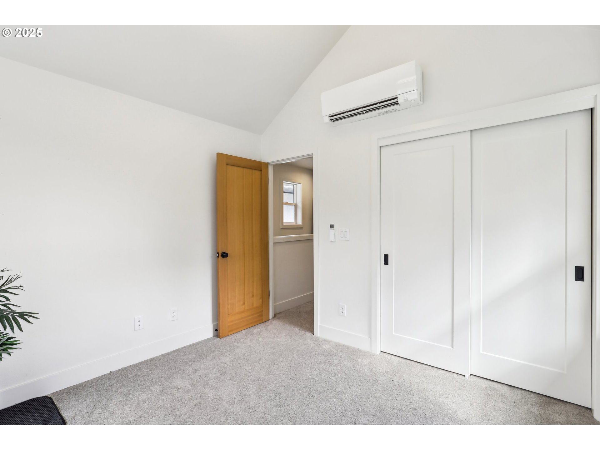 5127 Southeast Duke Street Portland, OR 97206 - Photo 30 of 35 Gallery Image 30