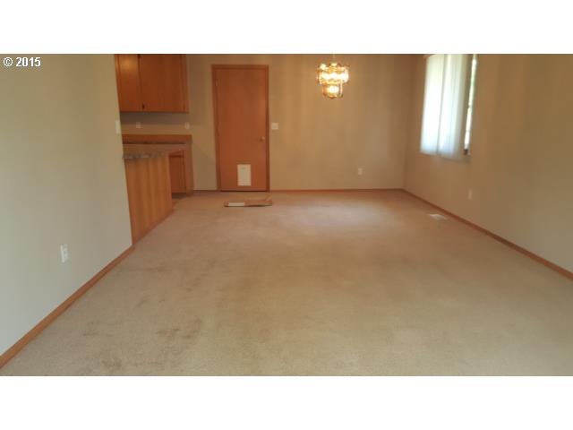 14682 Coltrane Street Oregon City, OR 97045 - Photo 9 of 11 Gallery Image 9