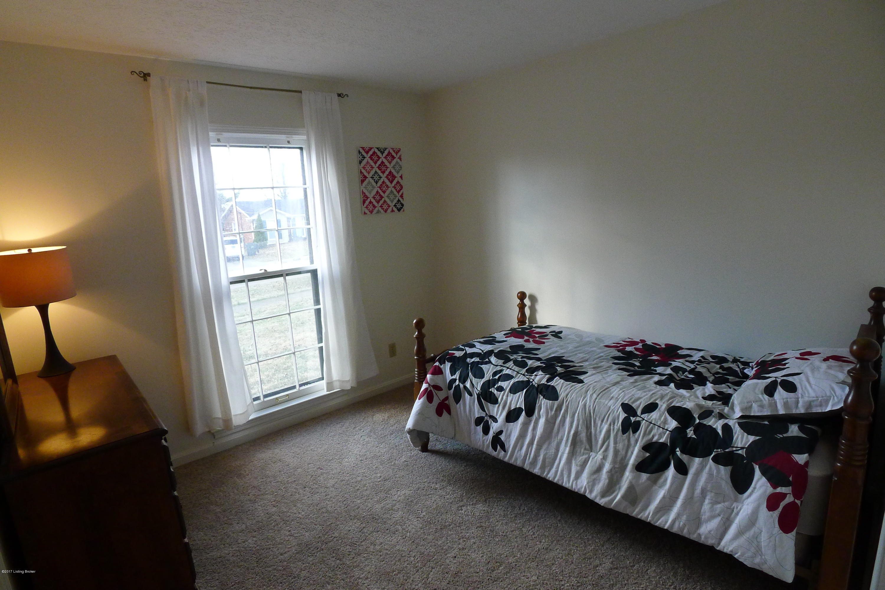 3707 Longview Road Louisville, KY 40299 - Photo 16 of 32 7 bedroom