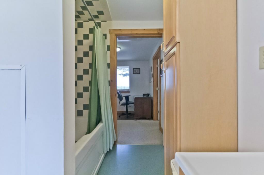 194 Birchwood Road Gray, ME 04039 - Photo 16 of 35 Photo