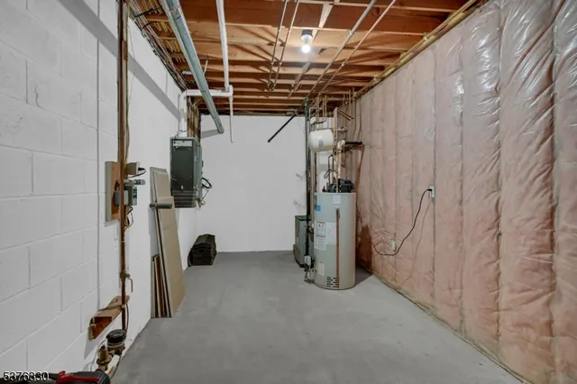 a view of empty room with windows