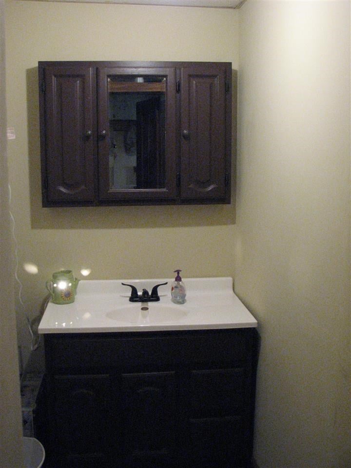 572 8th Avenue Conroy, IA 52220 - Photo 4 of 7 Gallery Image 4