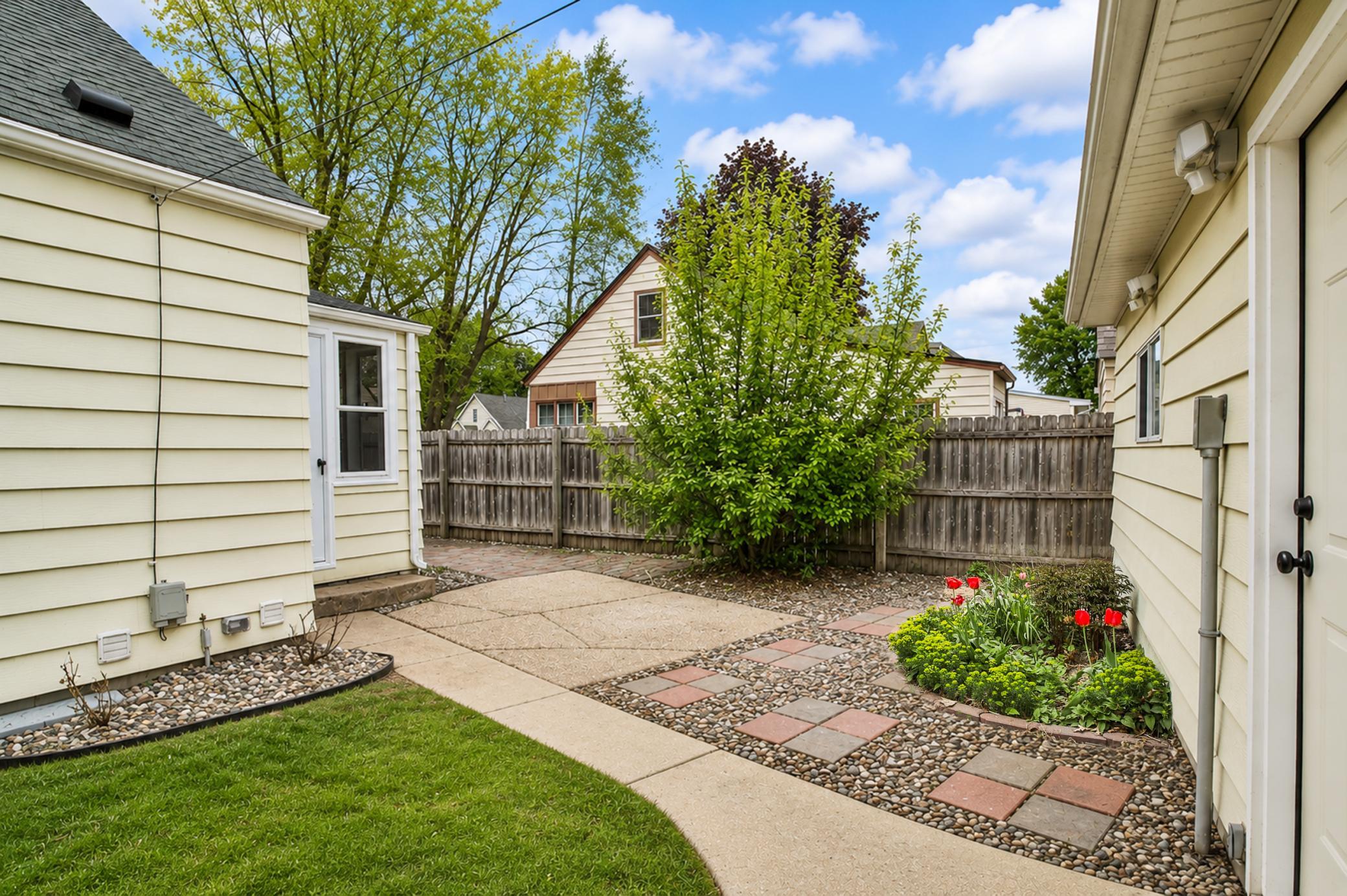 1100 9th Street Northwest Austin, MN 55912 - Photo 7 of 51