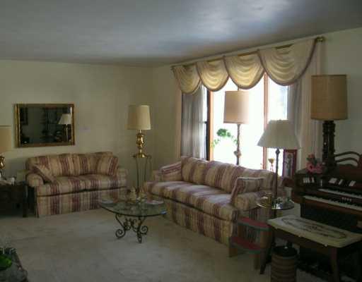 1449 Beulah Road Churchill, PA 15235 - Photo 2 of 8 Living Room.