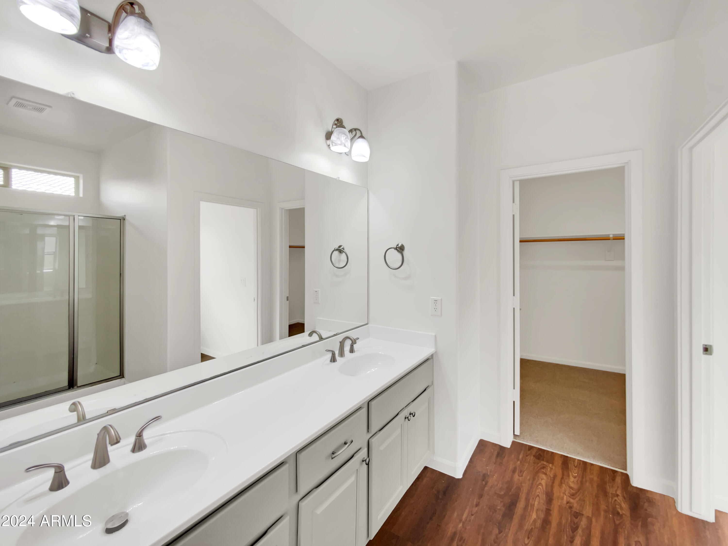 1508 East Apollo Road Phoenix, AZ 85042 - Photo 5 of 20 listing_4