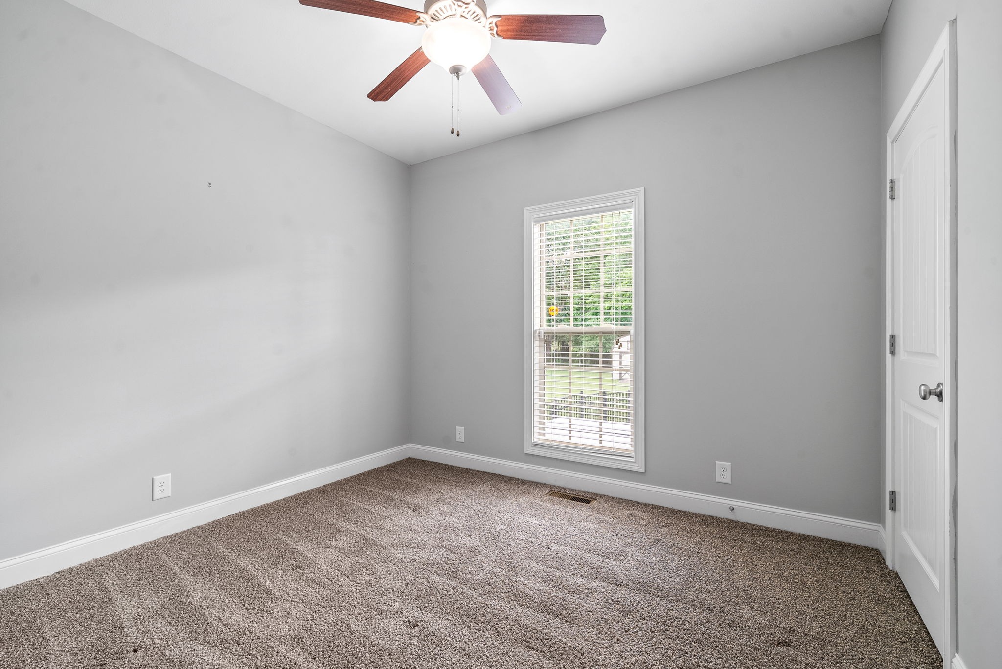 4244 Sango Road Clarksville, TN 37043 - Photo 20 of 43 an empty room with a window