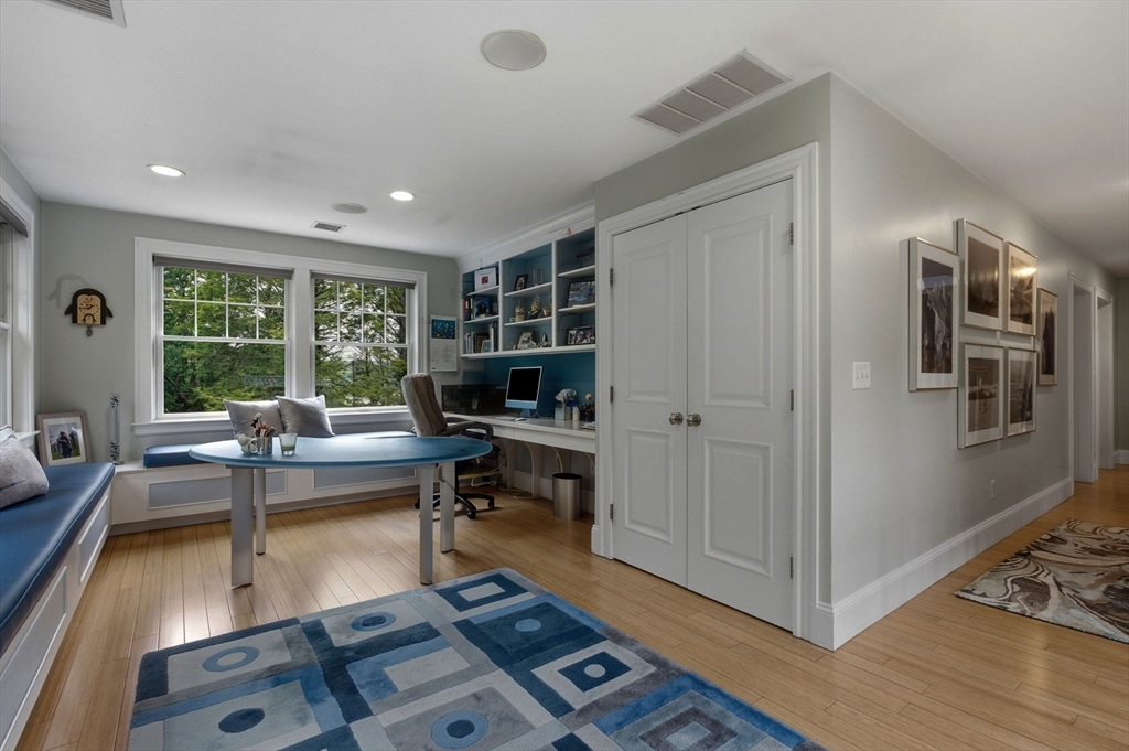 70 Warren Avenue Harvard, MA 01451 - Photo 32 of 41
